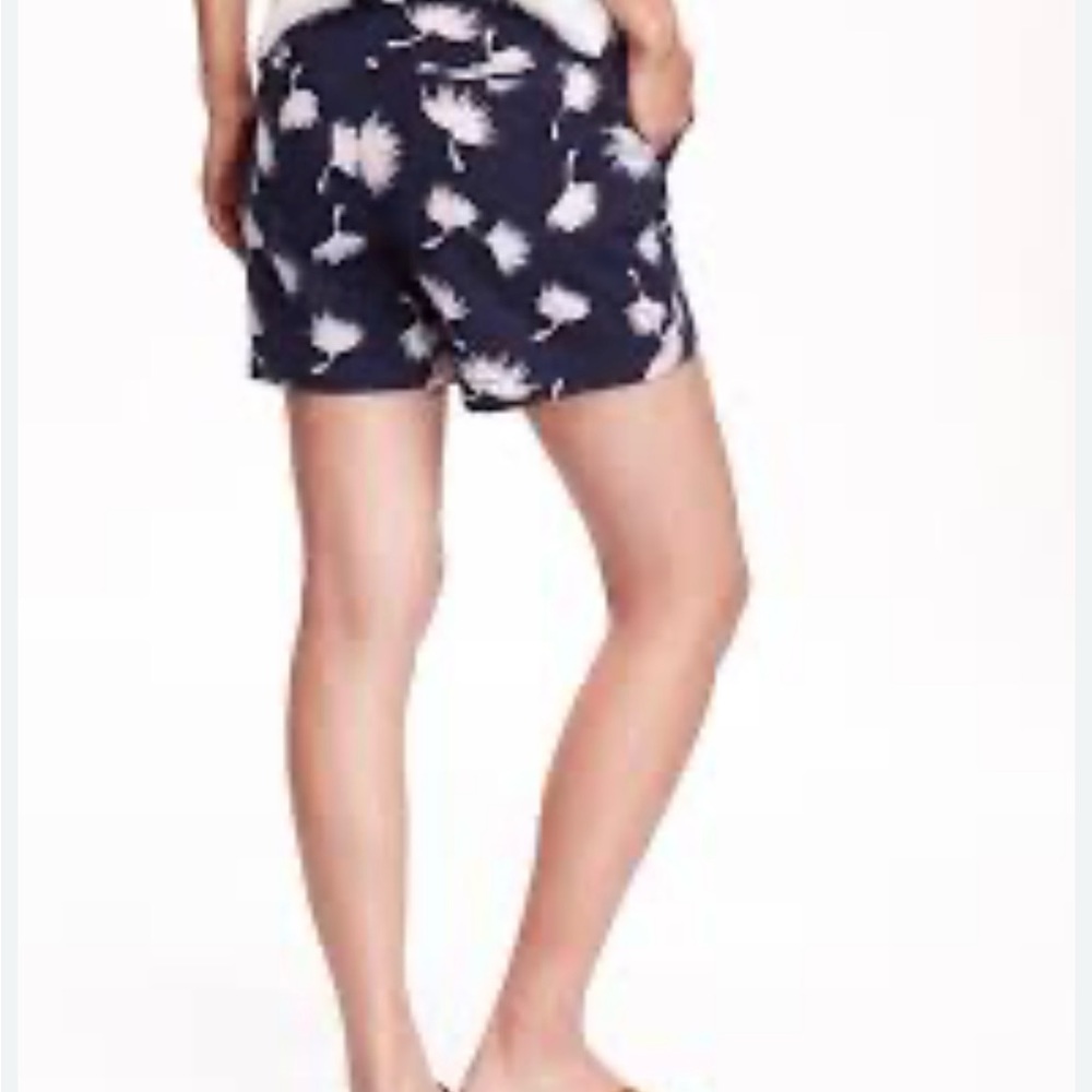 Old Navy Everyday Twill Shorts for Women (5") Floral Navy Women's Shorts